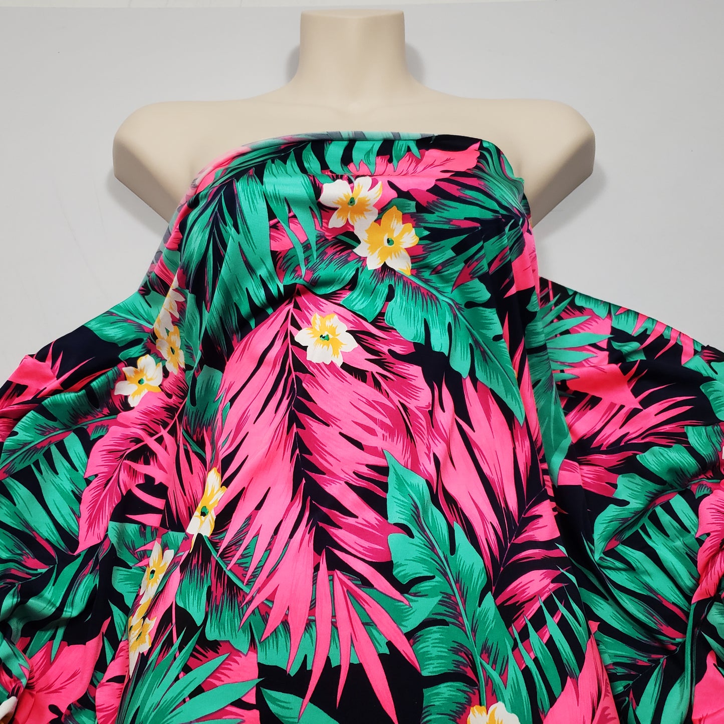Tropical Foliage Print Nylon Spandex Fabric - Lightweight & Vibrant