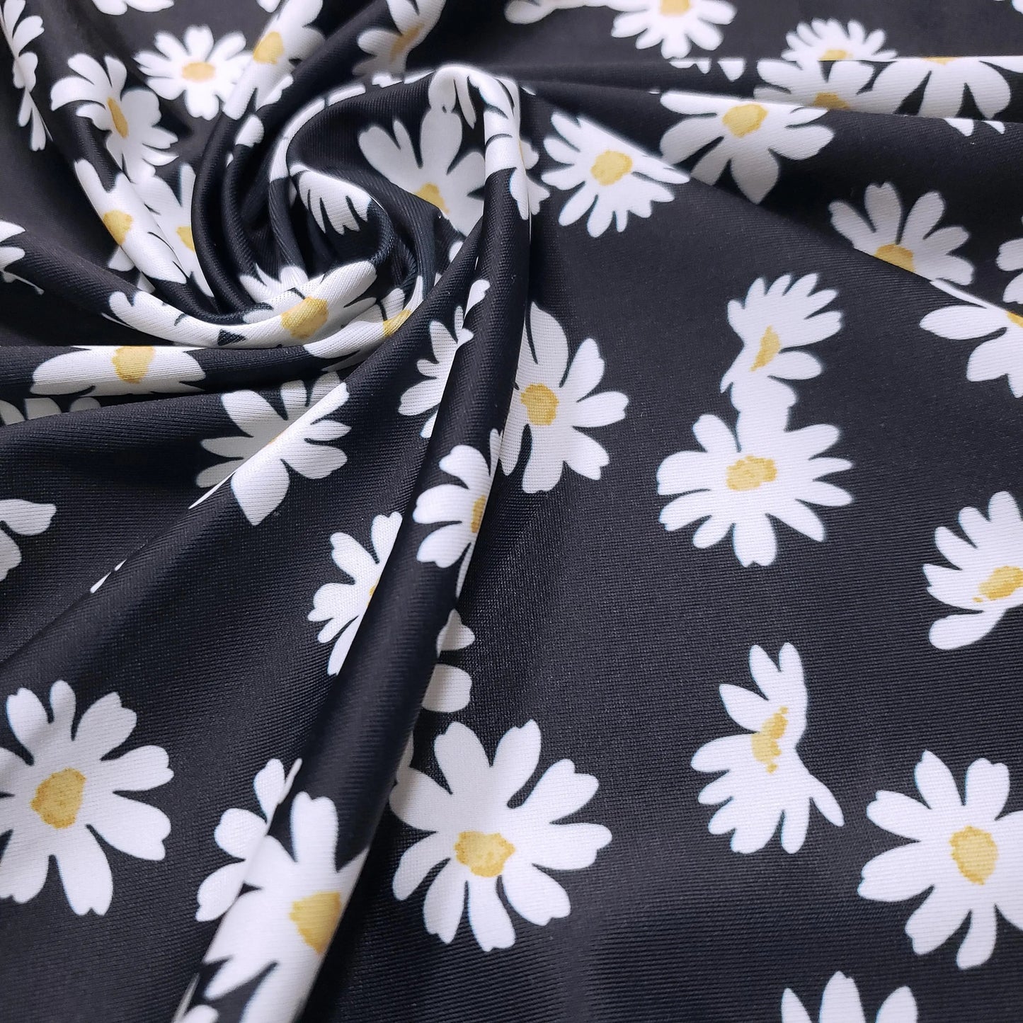 Tossed Daisies Print – 4-Way Stretch Nylon Spandex Fabric